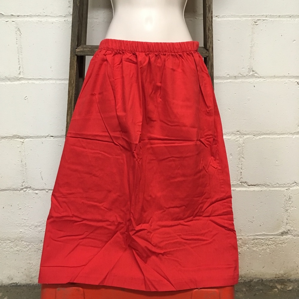 Vintage red midi elastic waistband skirt